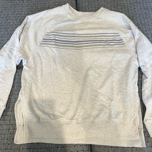 American Eagle light weight crew neck
